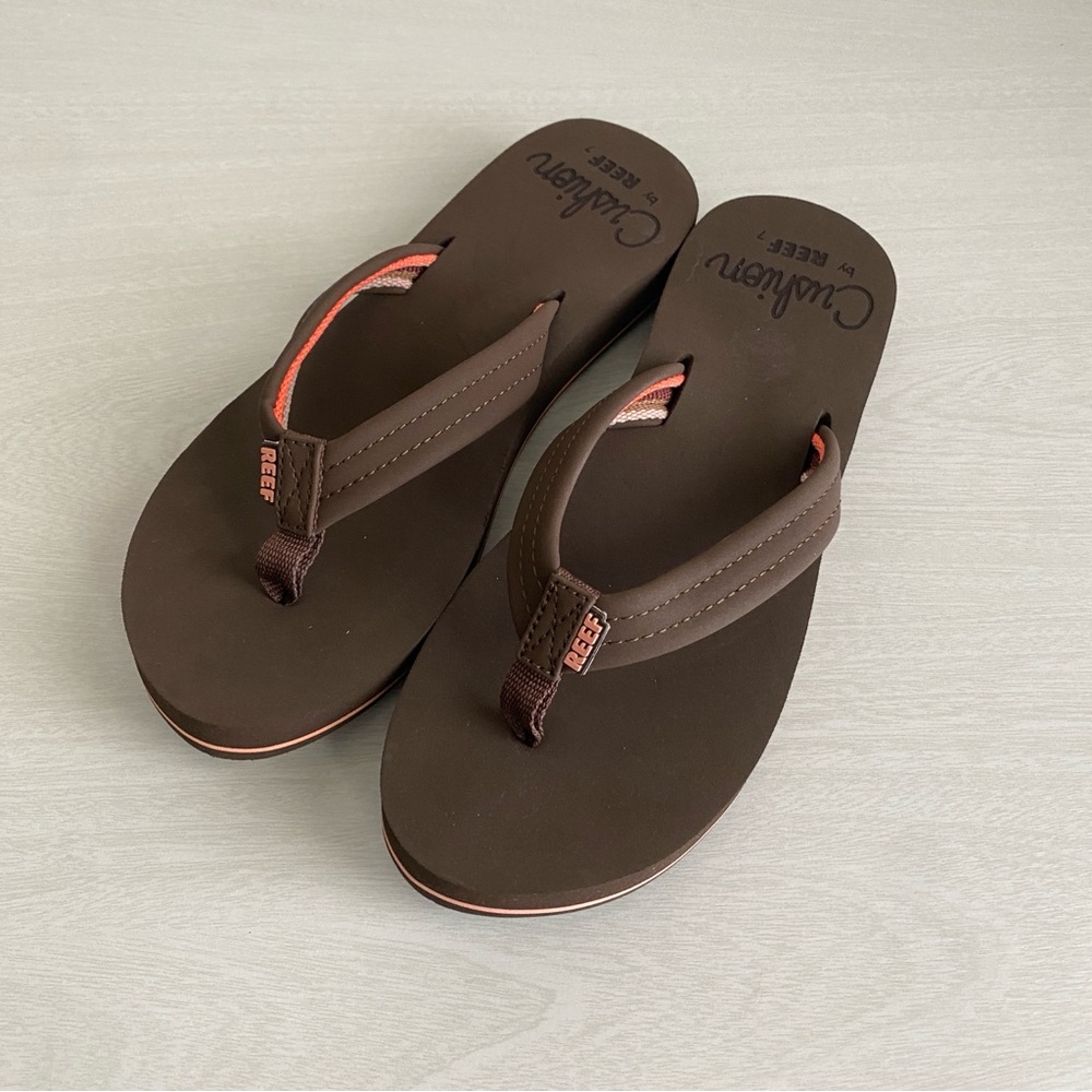 Reef Women’s Cushion Breeze Flip Flops - Brown & Coral NWOT